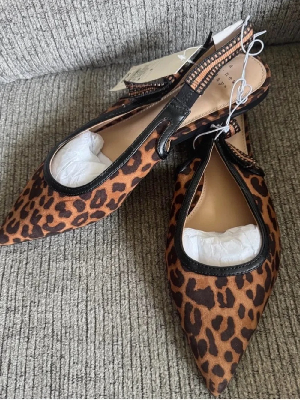 Leopard Print Pointed Toe Women’s Flats - Brown/Black
